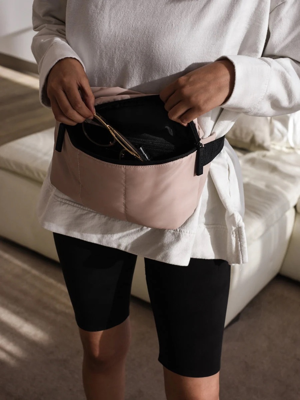 Calpak Luka Belt‎ Bag in Rose Quartz